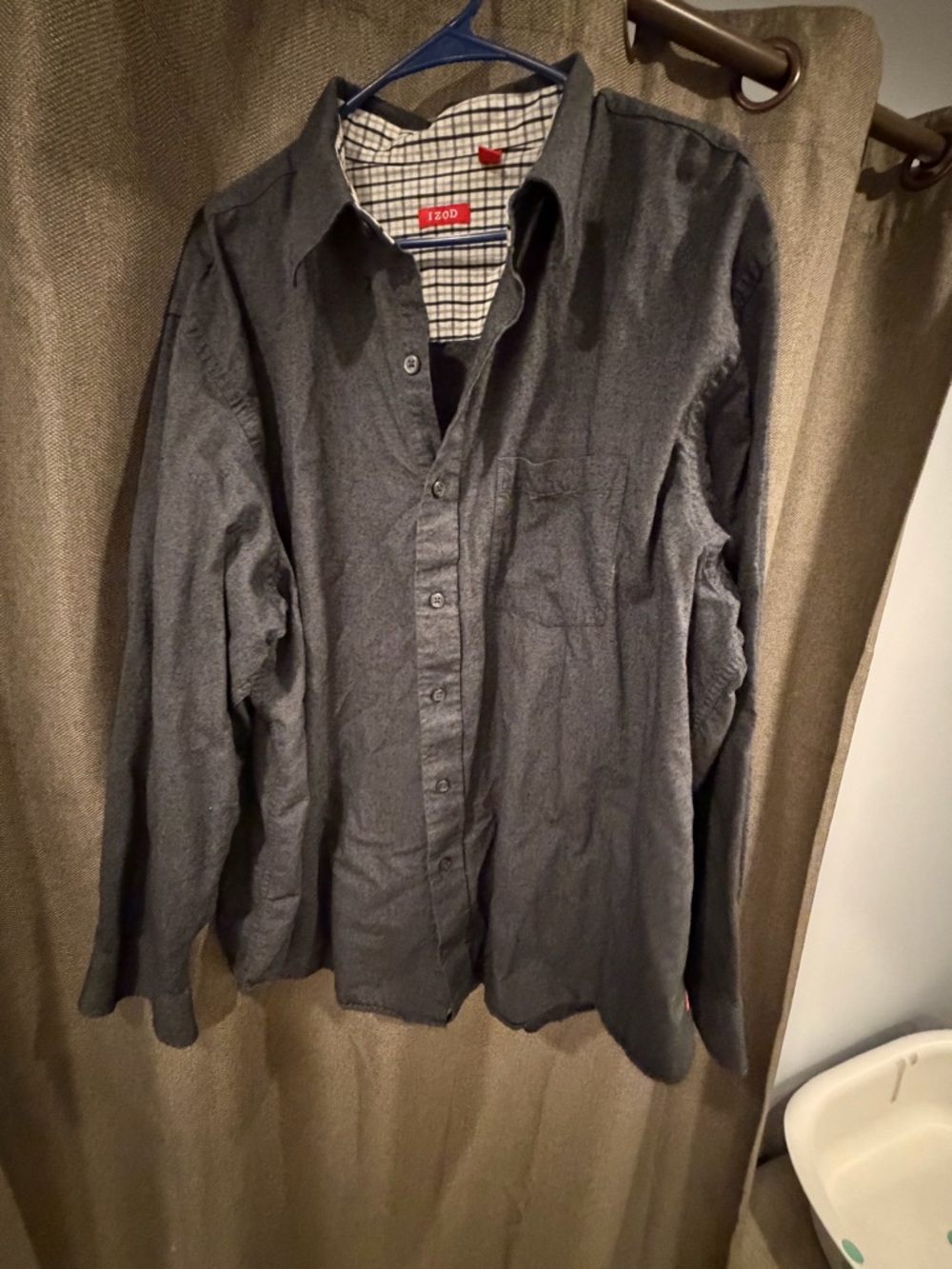IZOD Men's Dark Gray Button-Up Shirt